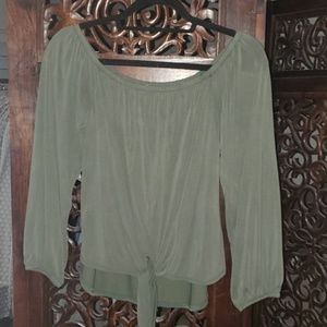 Gray/green tie front top